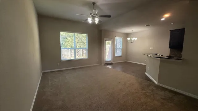 $2,350 | 173 Barrington Lane, Lewisville, TX 75067