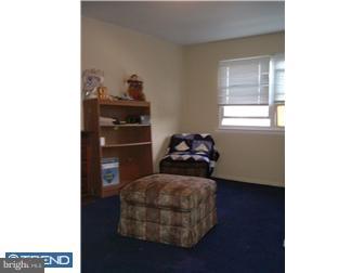 12838 Elnora Road Philadelphia, PA 19154 - Photo 4 of 11