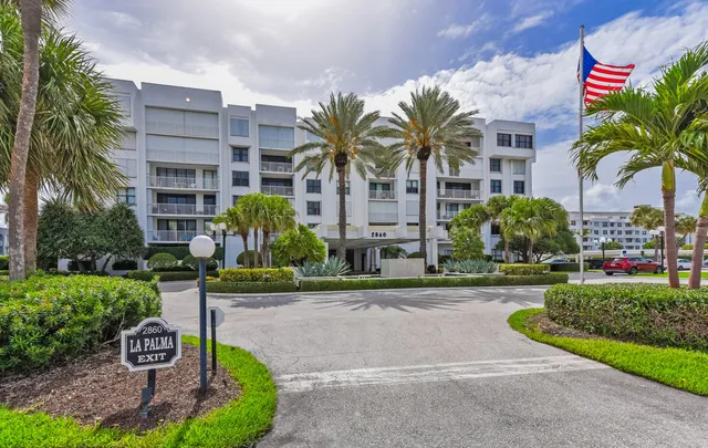 $557,000 | 2860 South Ocean Boulevard, Unit 311, Palm Beach, FL 33480