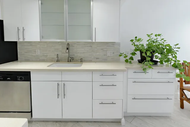 $557,000 | 2860 South Ocean Boulevard, Unit 311, Palm Beach, FL 33480