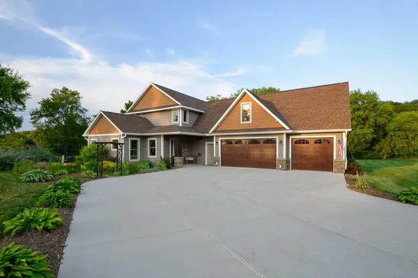 $1,225,000 | 10608 Grunwald Avenue Northwest, Maple Lake, MN 55358