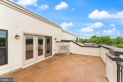 $1,200,000 | 204 Railbender Alley Southeast, Leesburg, VA 20175