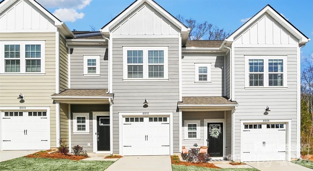 9100 Bluedale Road, Unit BEECHWOOD Charlotte, NC 28216 - Photo 2 of 48