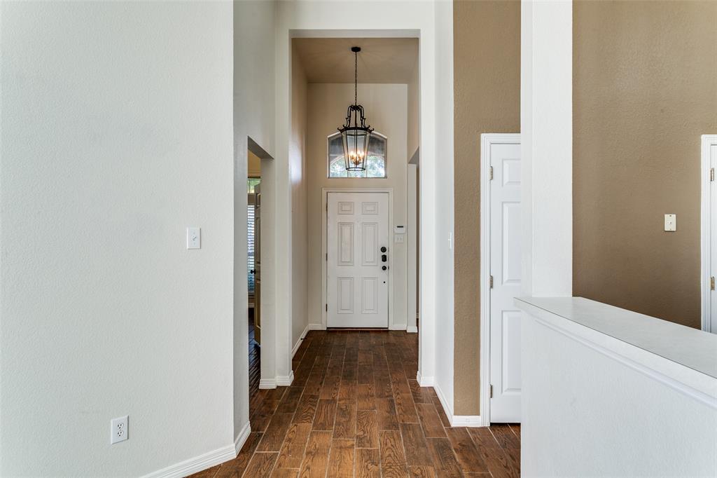 4015 Midrose Trail Dallas, TX 75287 - Photo 3 of 25