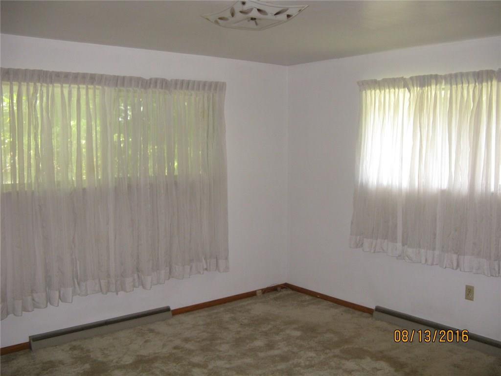 136 West Sunbury Road Butler, PA 16001 - Photo 8 of 15 Gallery Image 8