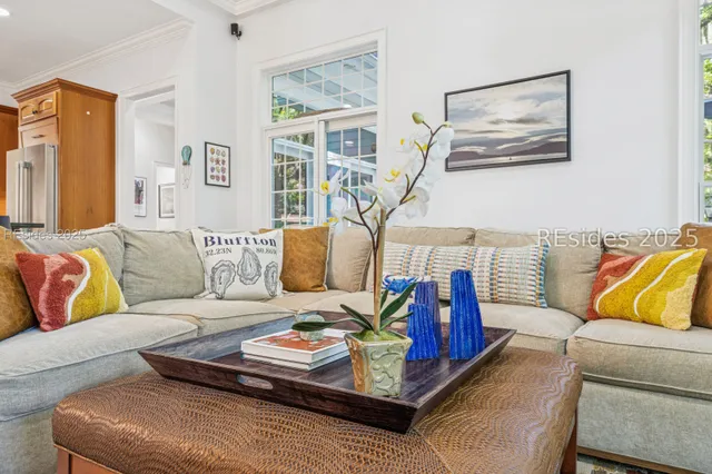 $895,000 | 42 Newberry Court, Bluffton, SC 29910
