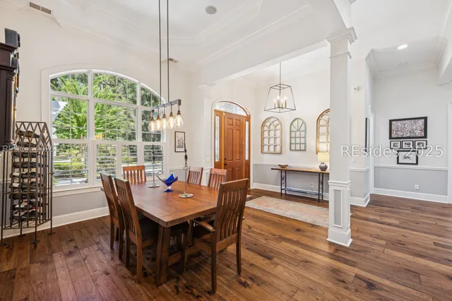 $895,000 | 42 Newberry Court, Bluffton, SC 29910