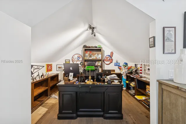 $895,000 | 42 Newberry Court, Bluffton, SC 29910