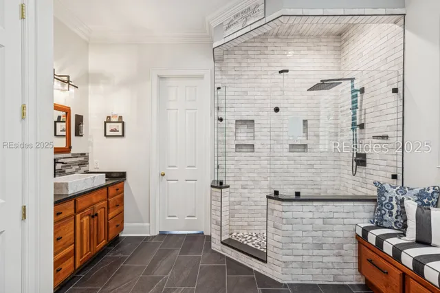 $895,000 | 42 Newberry Court, Bluffton, SC 29910