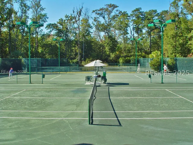 $895,000 | 42 Newberry Court, Bluffton, SC 29910