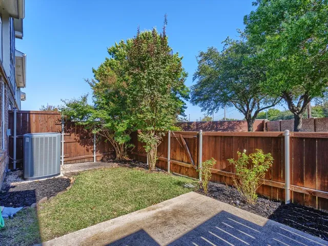 $305,000 | 10028 Dryden Lane, Plano, TX 75025