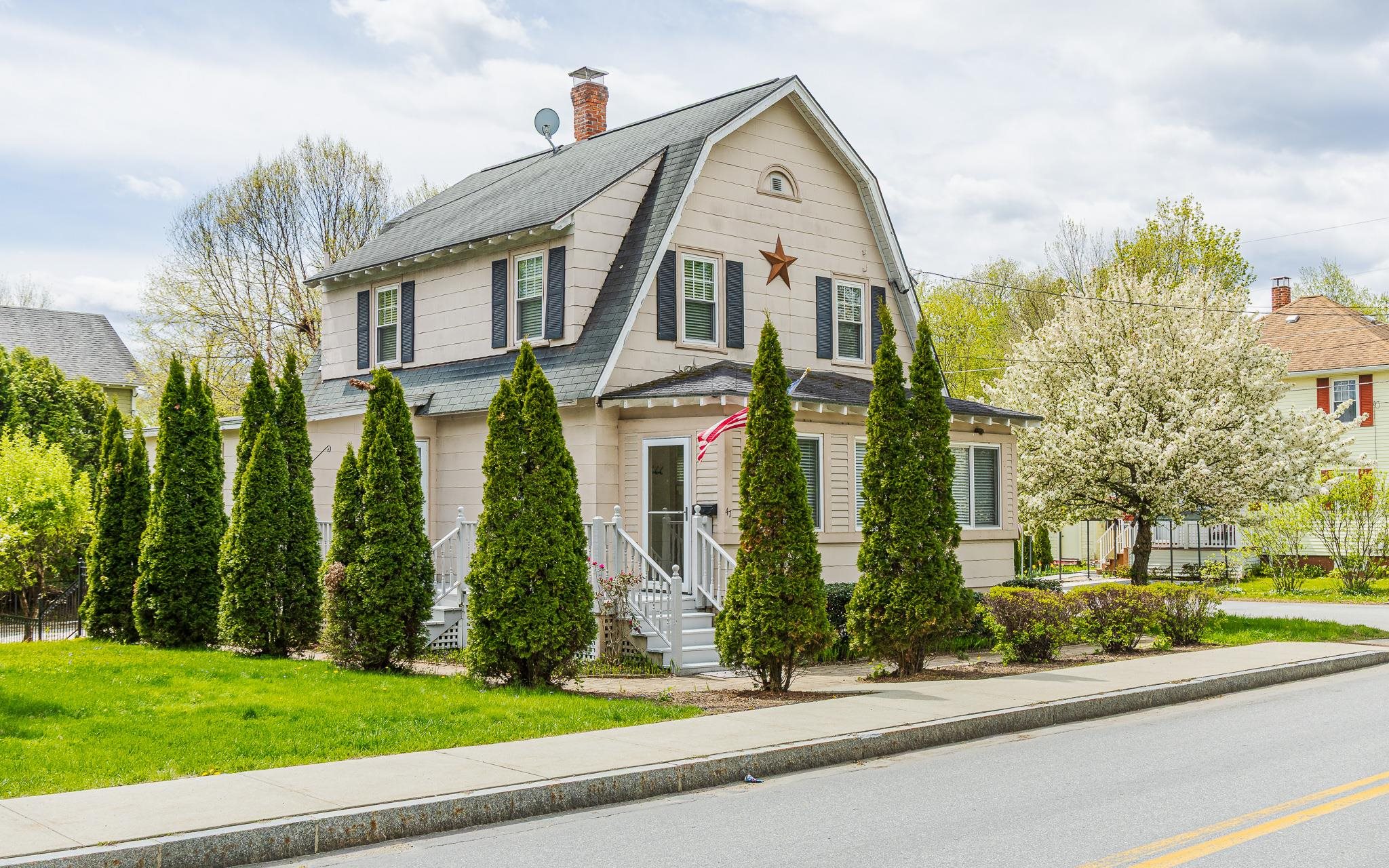 47 Baker Street Keene, NH 03431 - Photo 2 of 45