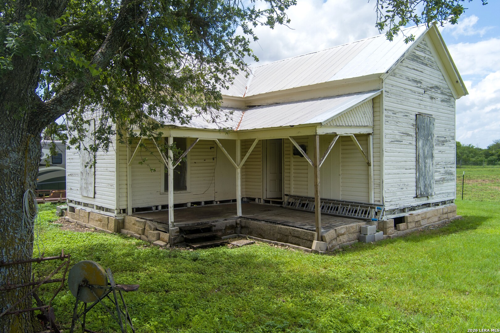 4515 Stapper Road St. Hedwig, TX 78152 - Photo 41 of 64 an outdoor space with garden view