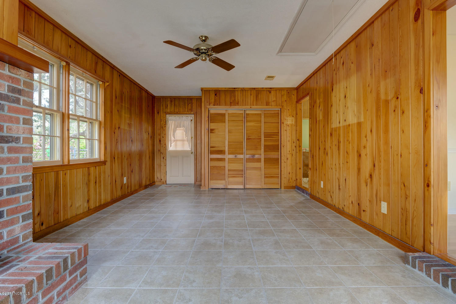 802 Spring Valley Road Wilmington, NC 28405 - Photo 8 of 27 802 Spring Valley Rd-large-008-17-P15006