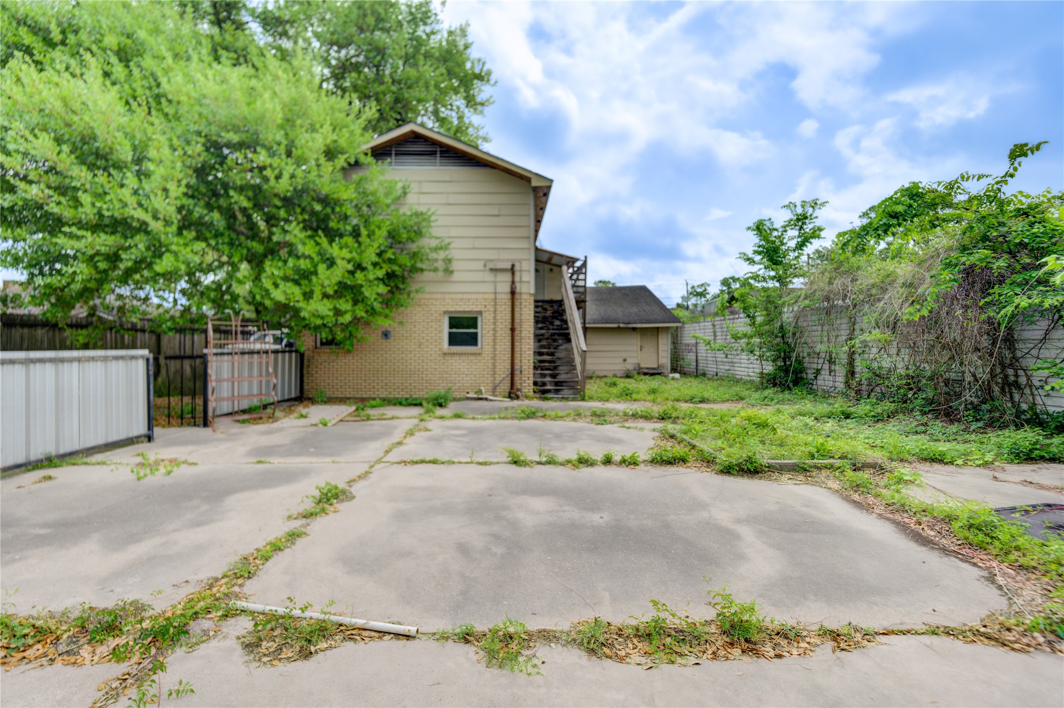 9317 Homestead Road Houston, TX 77016 - Photo 13 of 21 Gallery Image 13