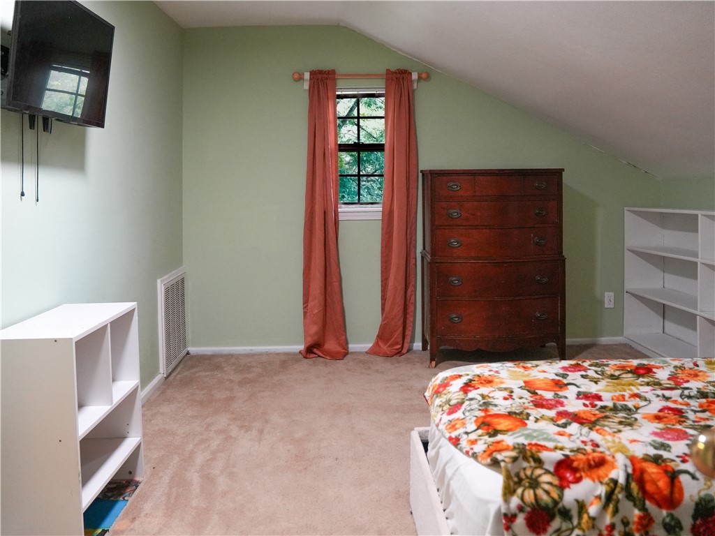 16 Bakers Spring Road Russellville, AR 72802 - Photo 22 of 44 4th bedroom (2nd floor)