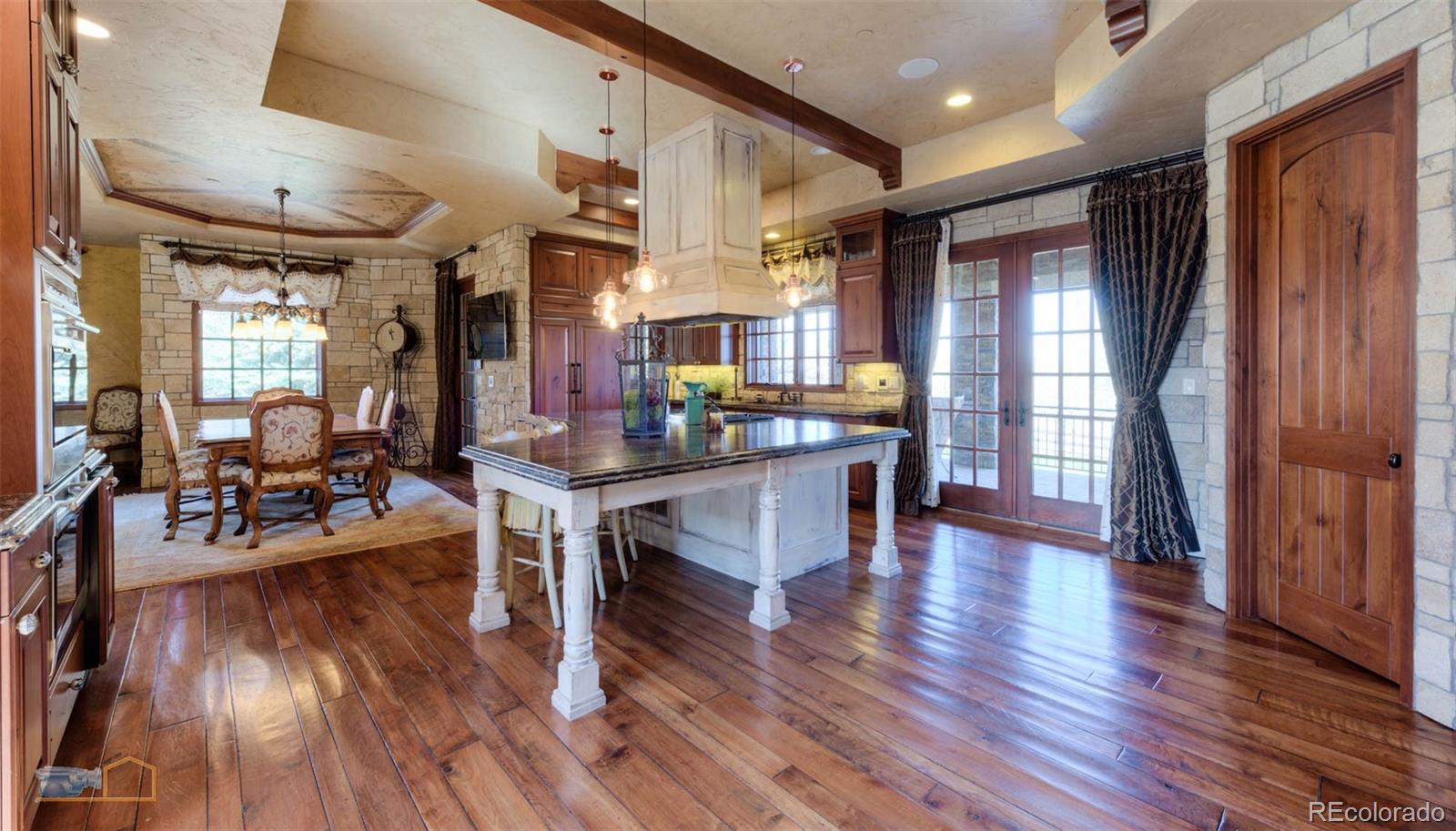 6840 Goldbranch Drive Niwot, CO 80503 - Photo 10 of 39