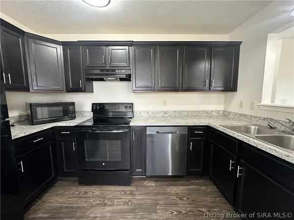 $239,900 | 1514 St Joe Court, Unit 1514, Sellersburg, IN 47172