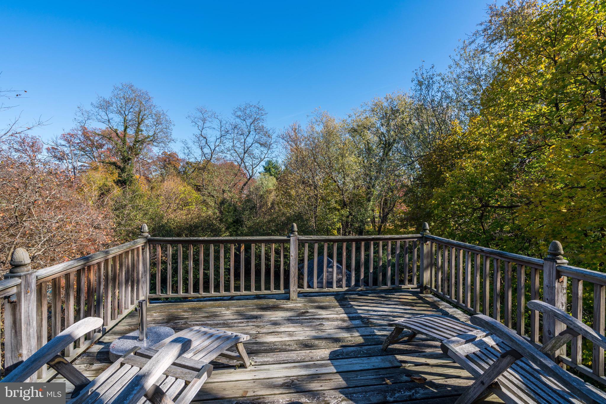3121 33rd Place Northwest Washington, DC 20008 - Photo 17 of 20 Second floor deck