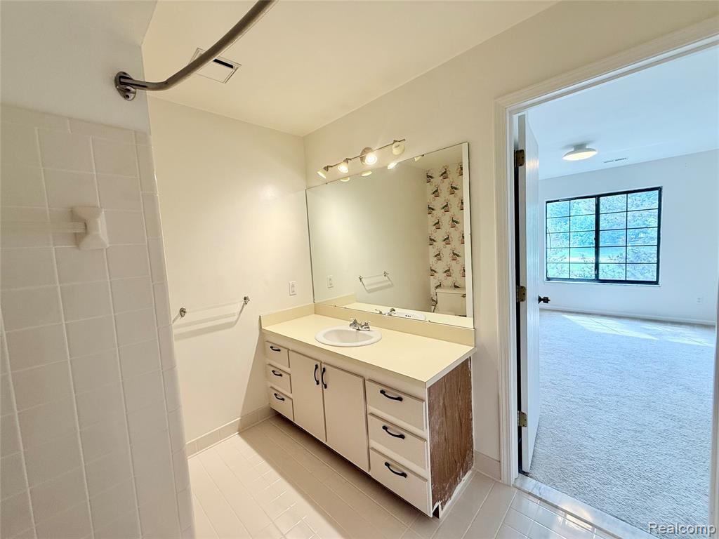 1550 Meadowside Drive, Unit 187 Rochester, MI 48307 - Photo 30 of 43