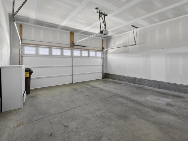 $2,200 | 2166 Nectar Lane, Columbia, TN 38401