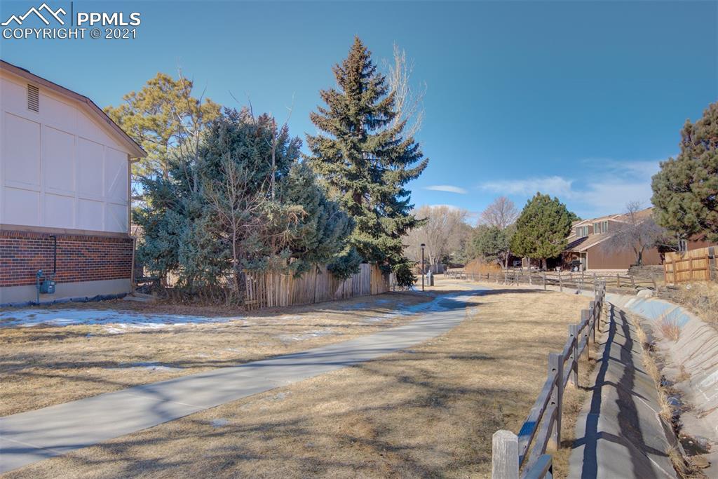 4509 North Carefree Circle Colorado Springs, CO 80917 - Photo 6 of 32