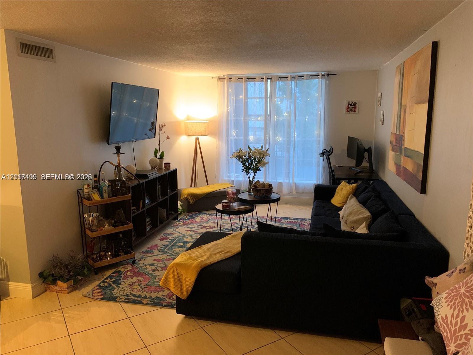 210 Southwest 11th Street, Unit 204 Miami, FL 33130 - Photo 6 of 13