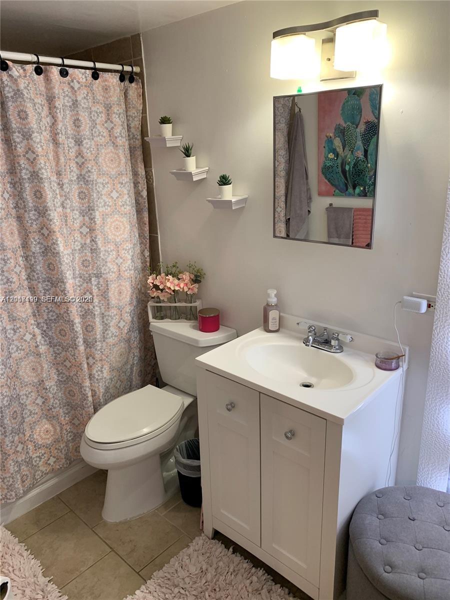 210 Southwest 11th Street, Unit 204 Miami, FL 33130 - Photo 7 of 13