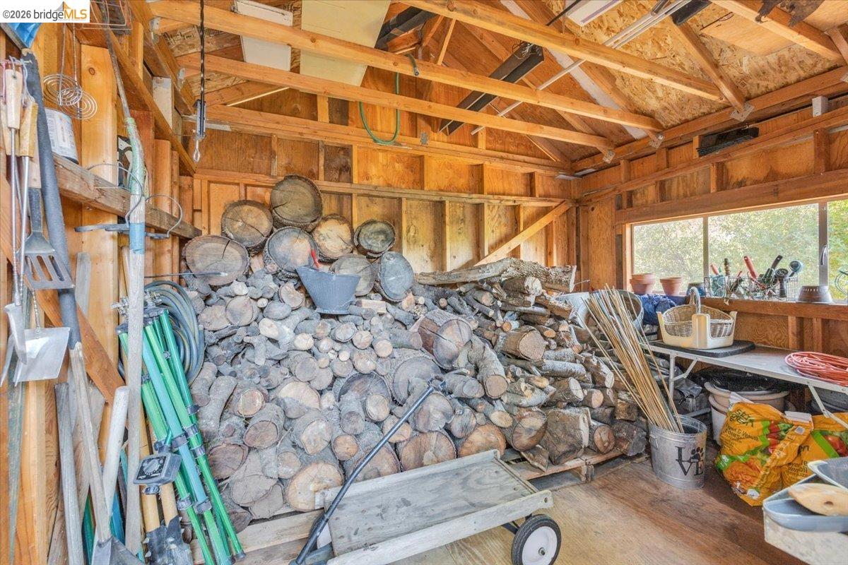 18475 Hershey Road East Tuolumne, CA 95379 - Photo 30 of 38 a view of entryway with wooden floor