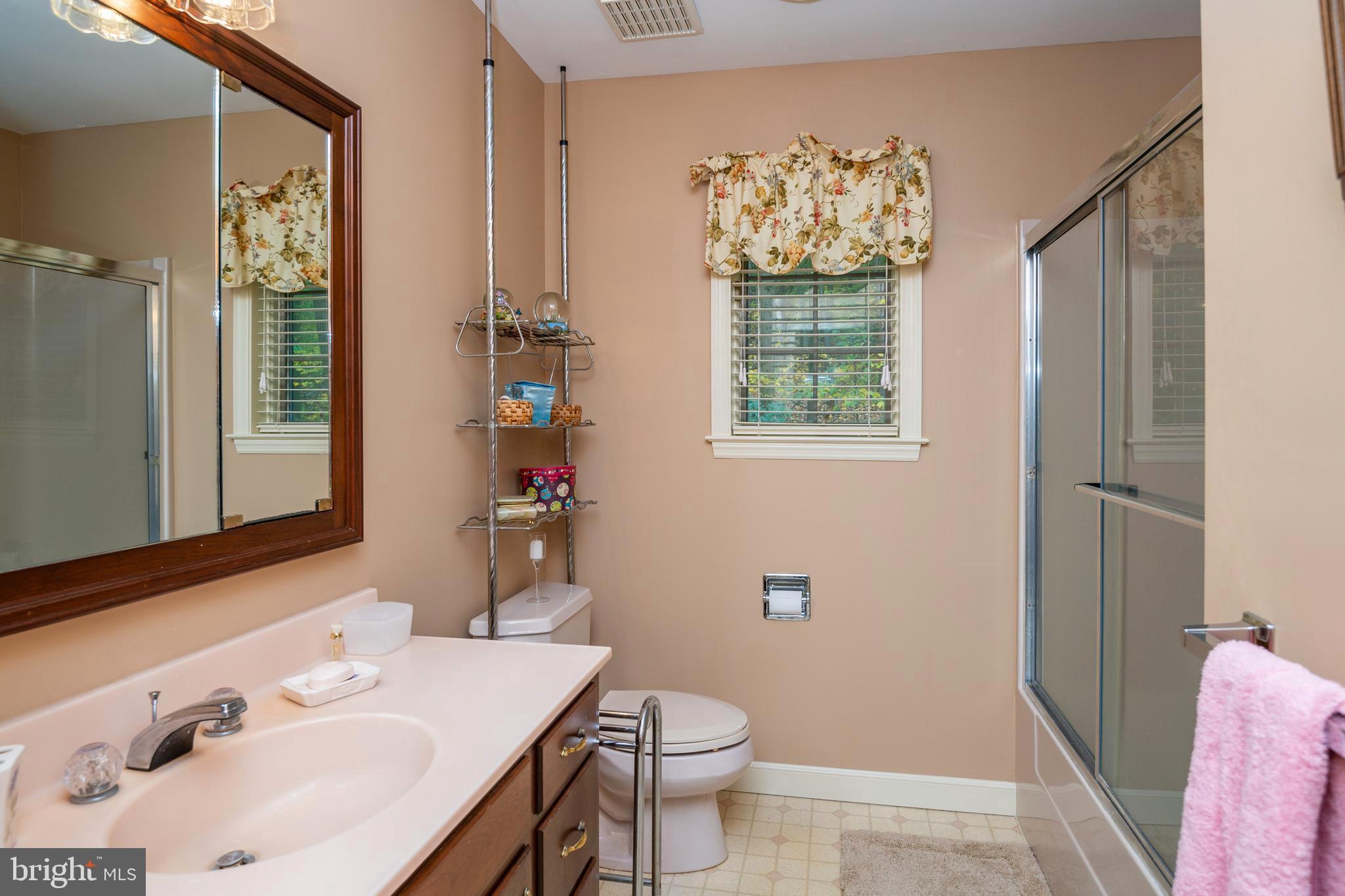 412 Arrowhead Trail Reading, PA 19608 - Photo 41 of 63 4th Full Bath