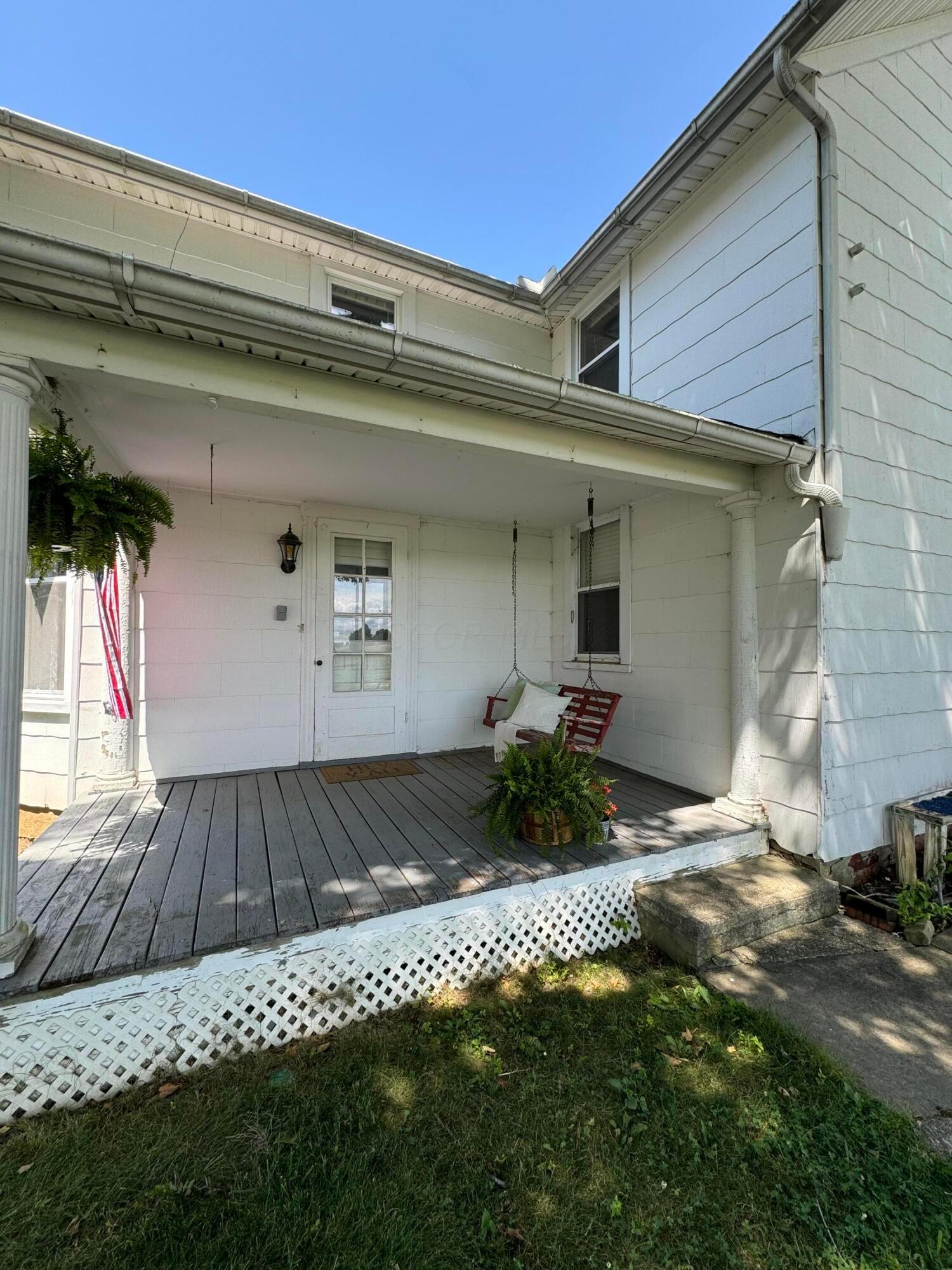 9580 Dozer Road Southwest Stoutsville, OH 43154 - Photo 2 of 44 Porch