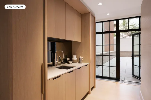 $13,995,000 | 67 Vestry Street, Unit THN | TriBeCa