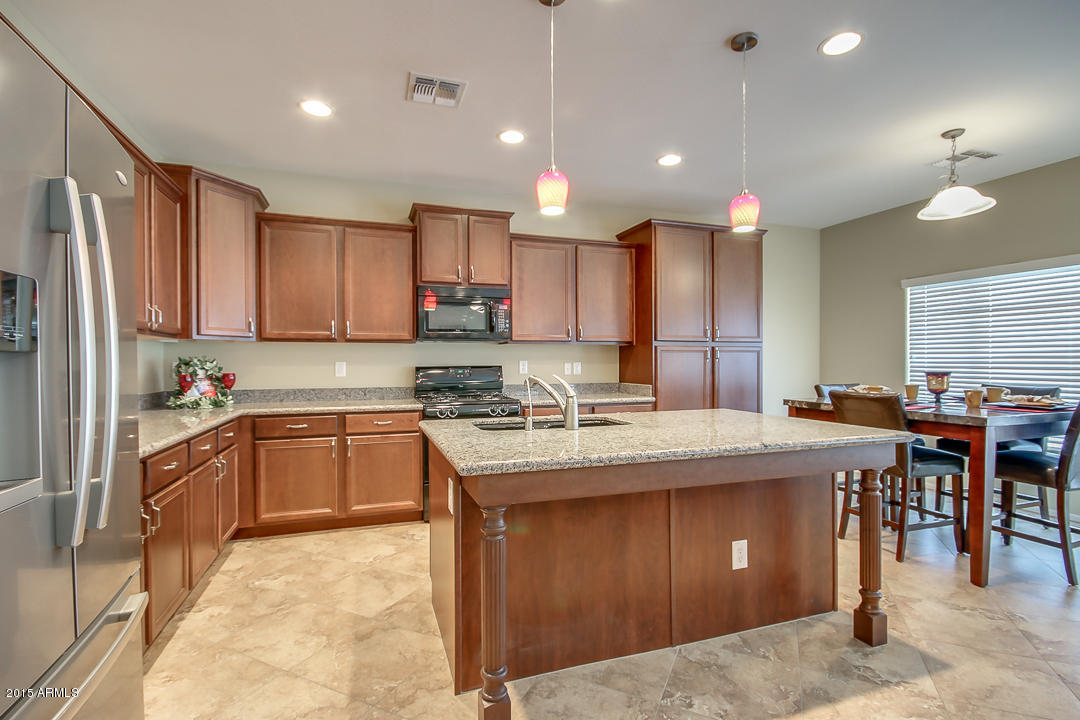 2320 West Corral Road Phoenix, AZ 85041 - Photo 12 of 37 Corral-12