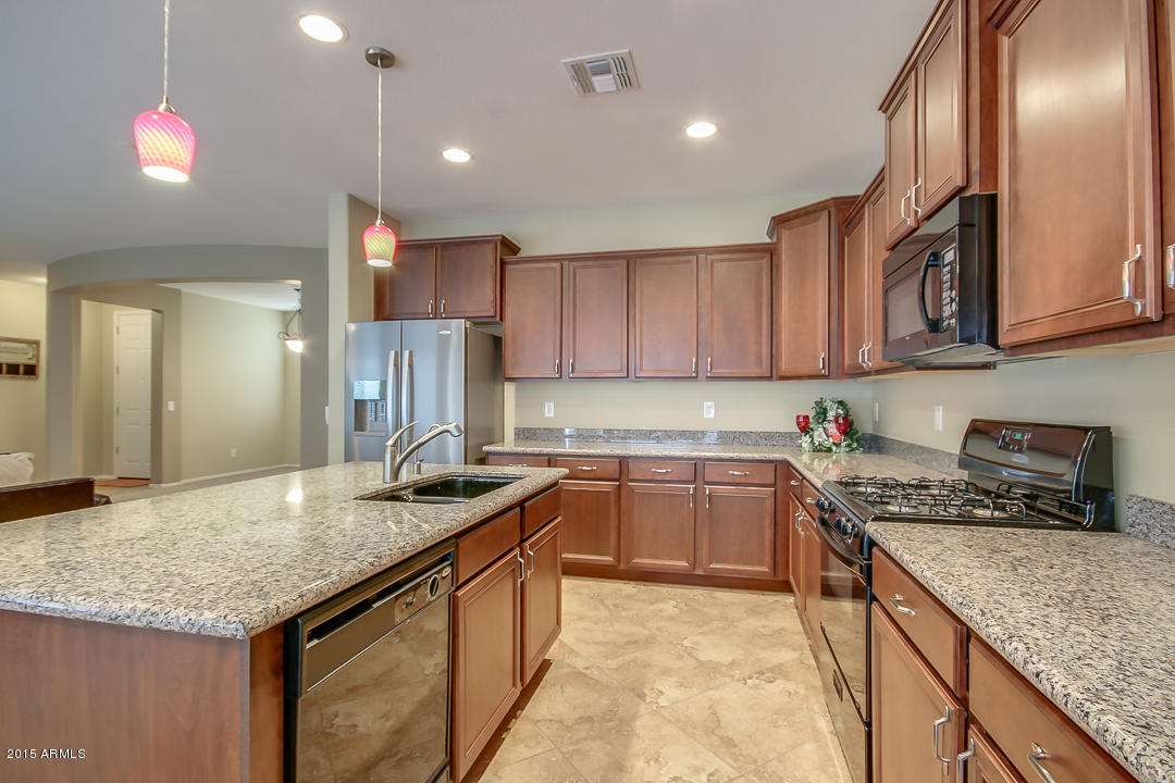 2320 West Corral Road Phoenix, AZ 85041 - Photo 14 of 37 Corral-14