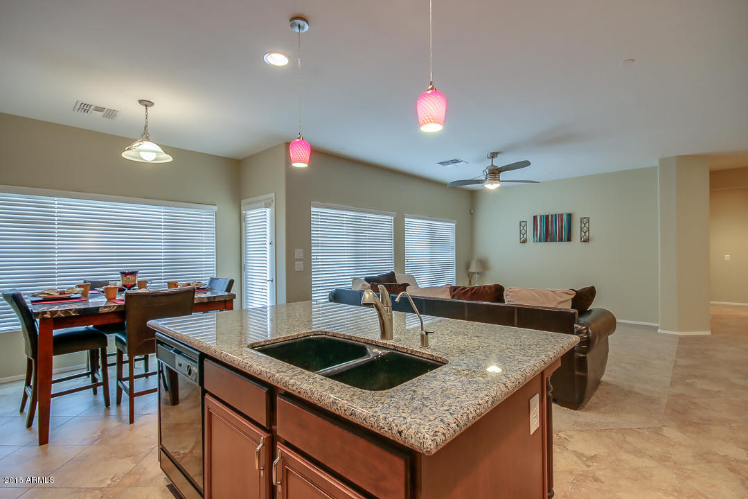 2320 West Corral Road Phoenix, AZ 85041 - Photo 18 of 37 Corral-18