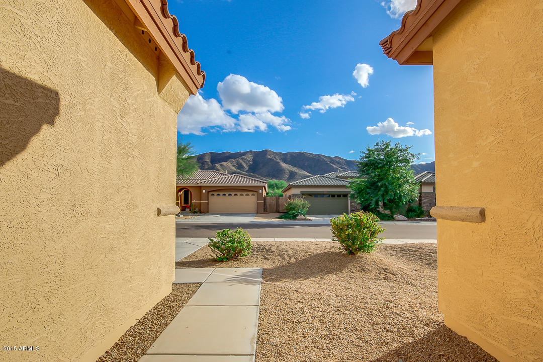 2320 West Corral Road Phoenix, AZ 85041 - Photo 4 of 37 Corral-04