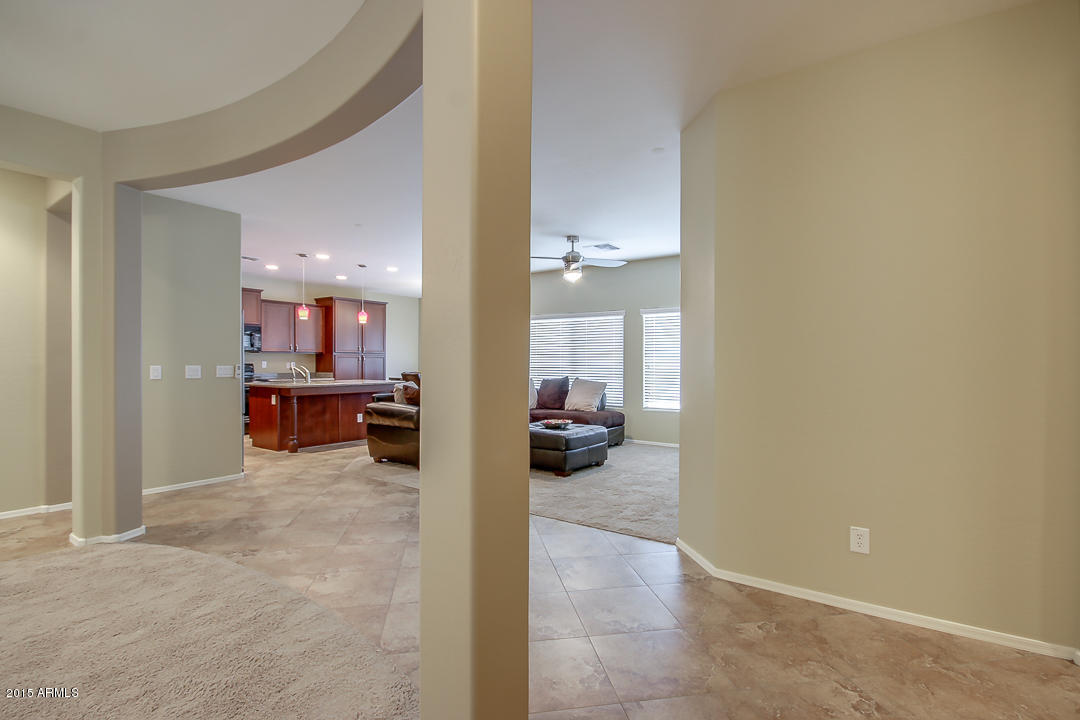 2320 West Corral Road Phoenix, AZ 85041 - Photo 5 of 37 Corral-05