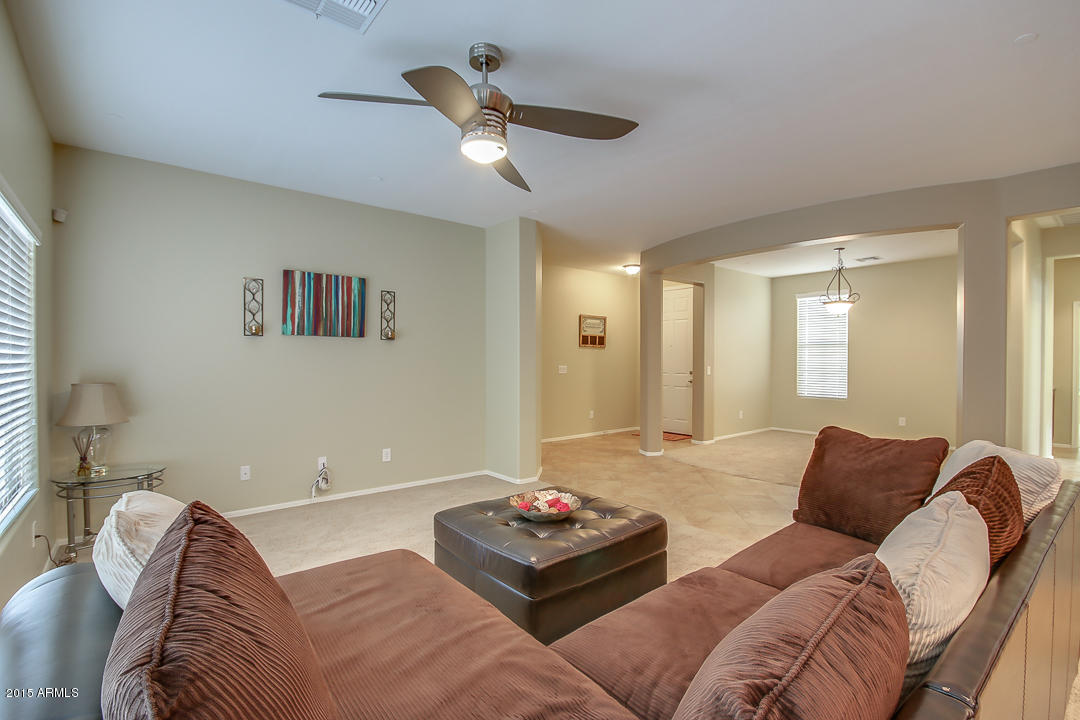 2320 West Corral Road Phoenix, AZ 85041 - Photo 10 of 37 Corral-10