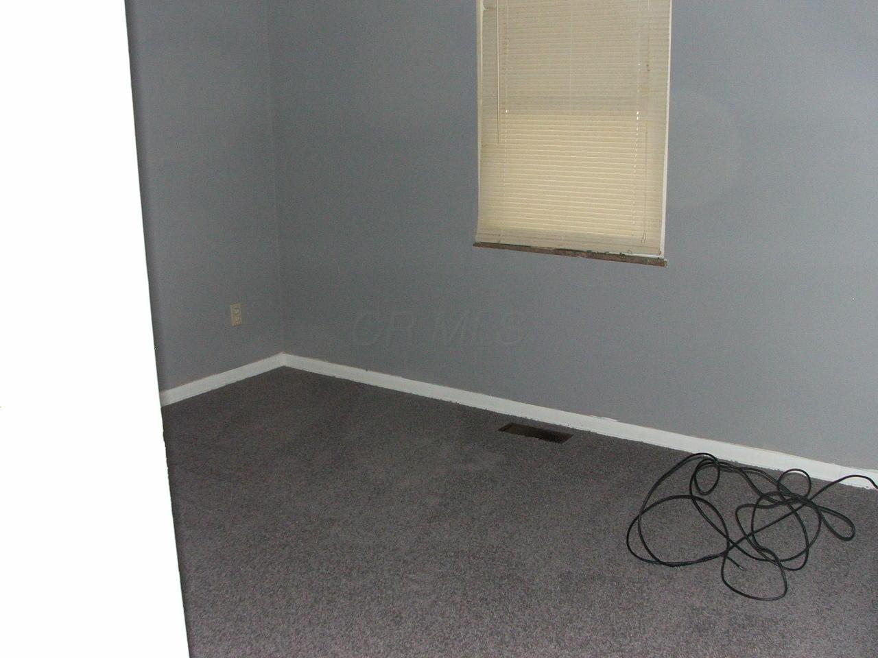 226 Oxley Road Columbus, OH 43228 - Photo 15 of 18 Gallery Image 15