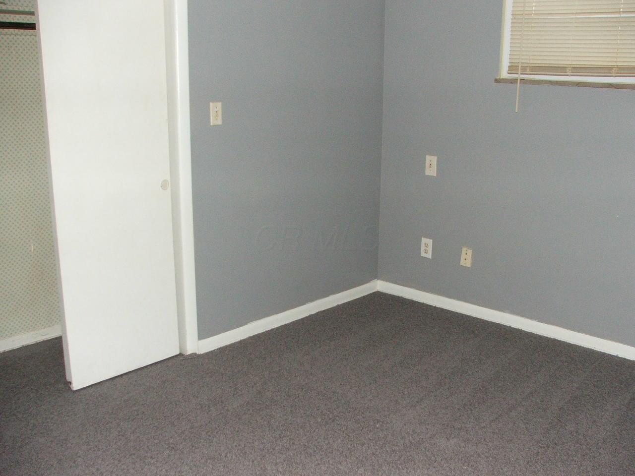 226 Oxley Road Columbus, OH 43228 - Photo 16 of 18 Gallery Image 16