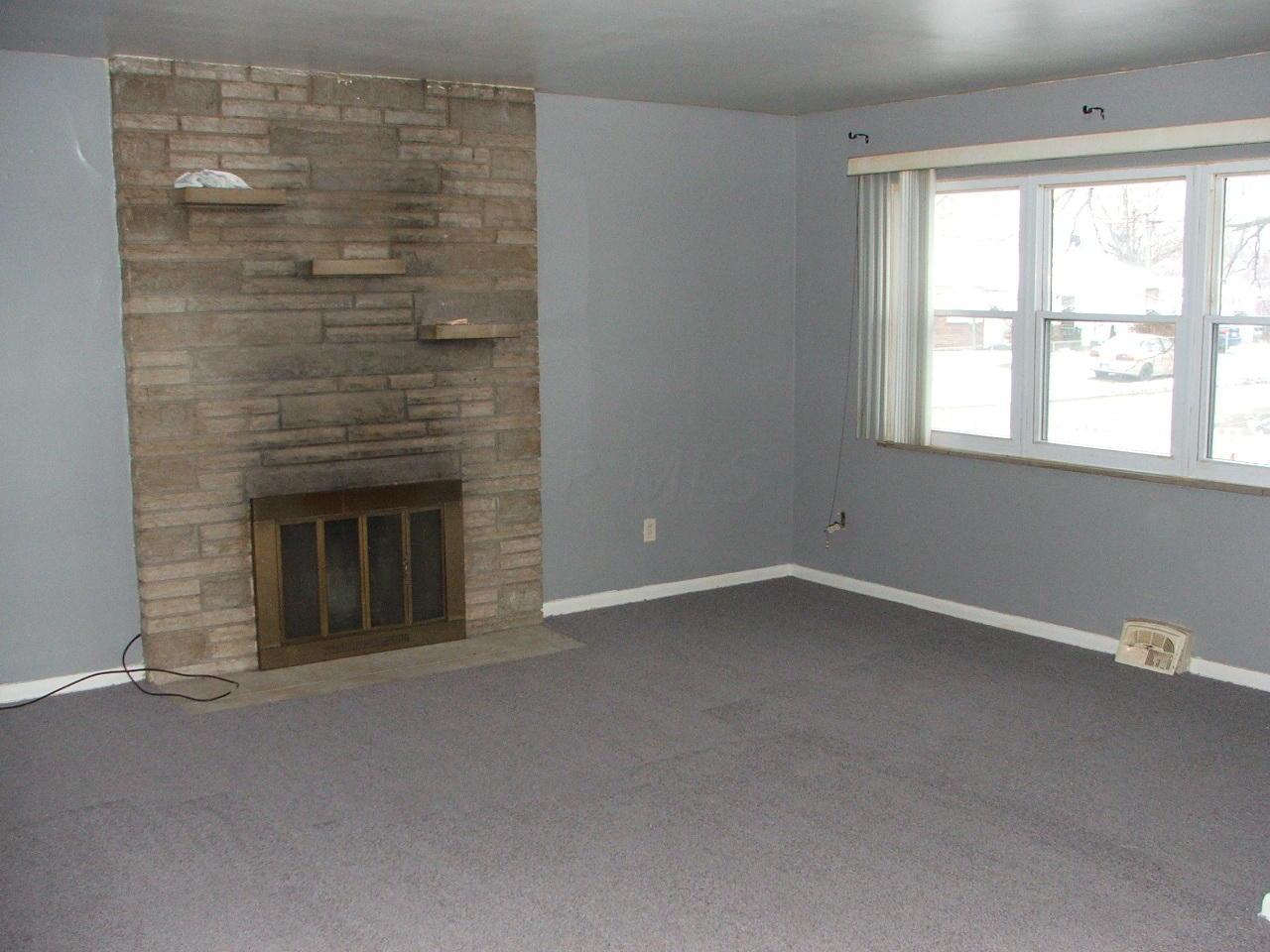 226 Oxley Road Columbus, OH 43228 - Photo 4 of 18 Gallery Image 4
