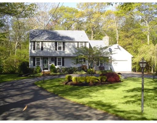 307 Tilden Road Scituate, MA 02066 - Photo 1 of 7 Gallery Image 1