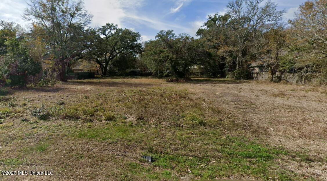 1027 22nd Street Pascagoula, MS 39581 - Photo 5 of 5 Screen Shot 2026-04-20 at 2.33.57 PM