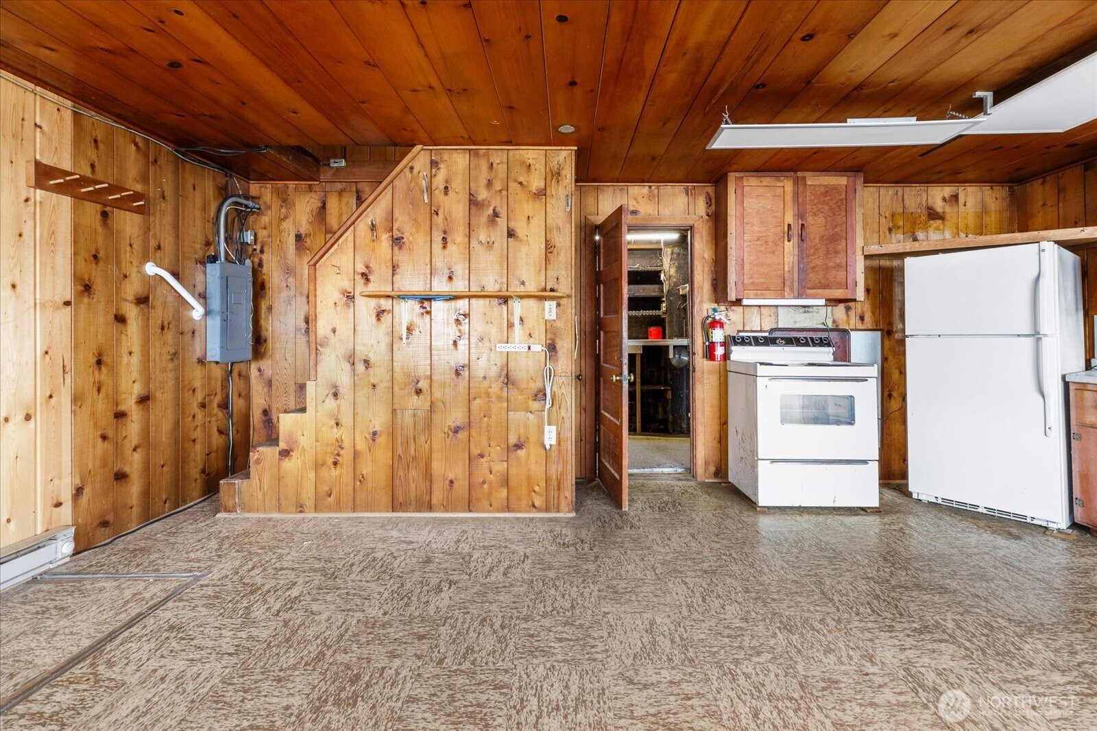 8339 South Franklin Road Clinton, WA 98236 - Photo 18 of 38