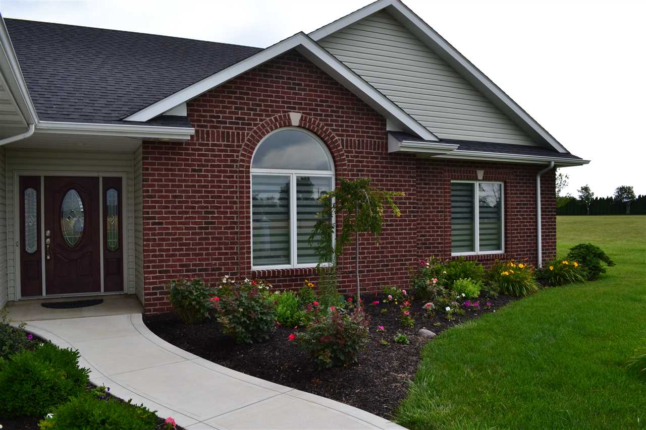 17952 Amstutz Road Leo, IN 46765 - Photo 2 of 15 Gallery Image 2