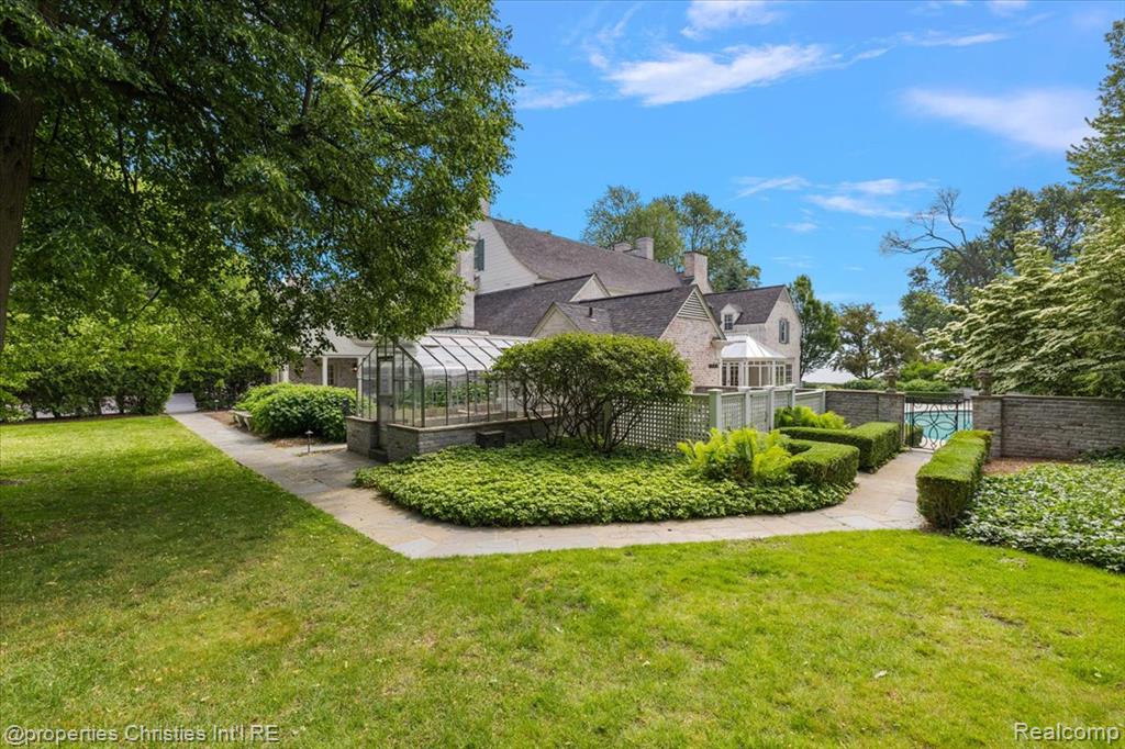237 Lake Shore Road Grosse Pointe Farms, MI 48236 - Photo 89 of 98 Gallery Image 89