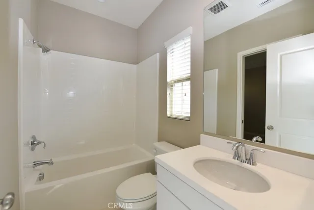 $4,300 | 338 Floral View, Irvine, CA 92618