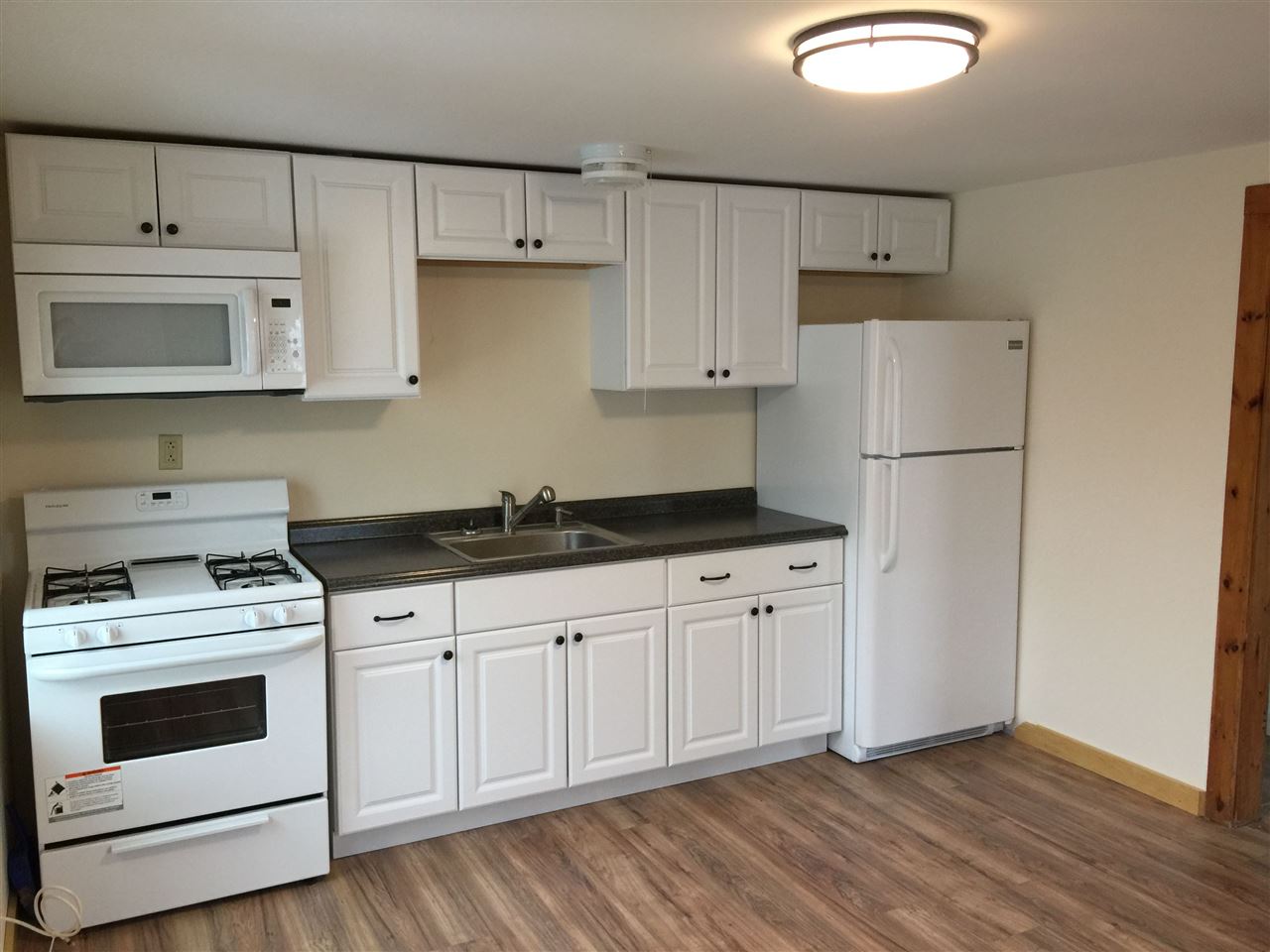 18 Keefe Avenue Hampton, NH 03842 - Photo 3 of 20 Gallery Image 3