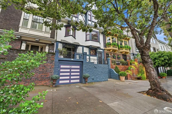 $2,500,000 | 72 Castro Street, San Francisco, CA 94114