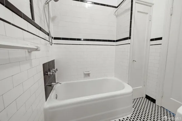 $2,500,000 | 72 Castro Street, San Francisco, CA 94114